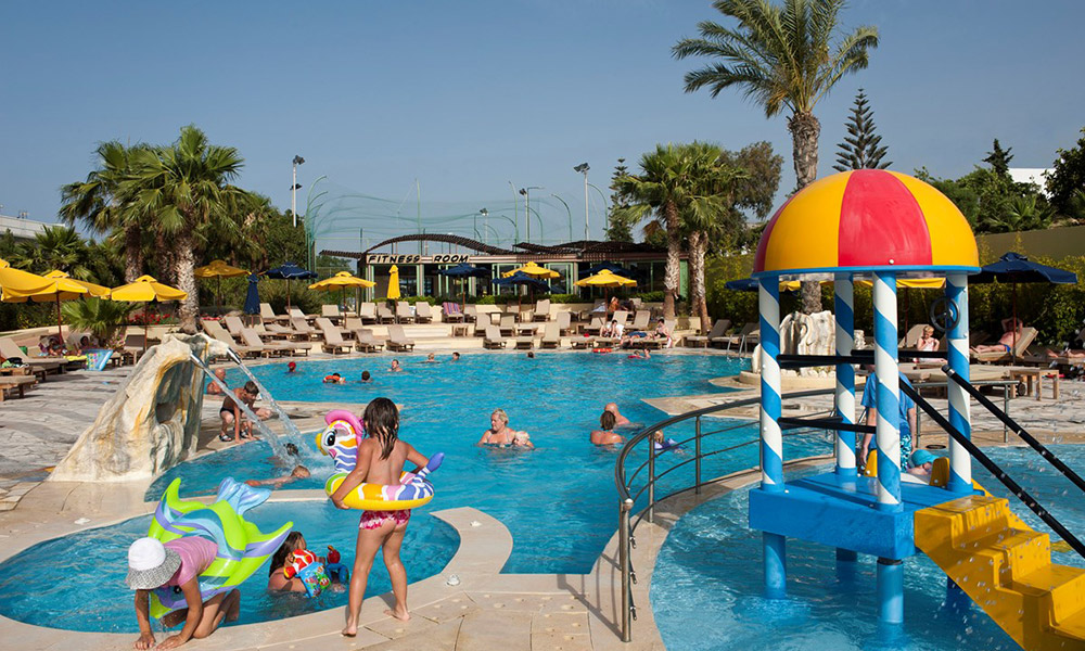 Star Beach Village